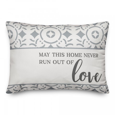 Never run out of love Pillow